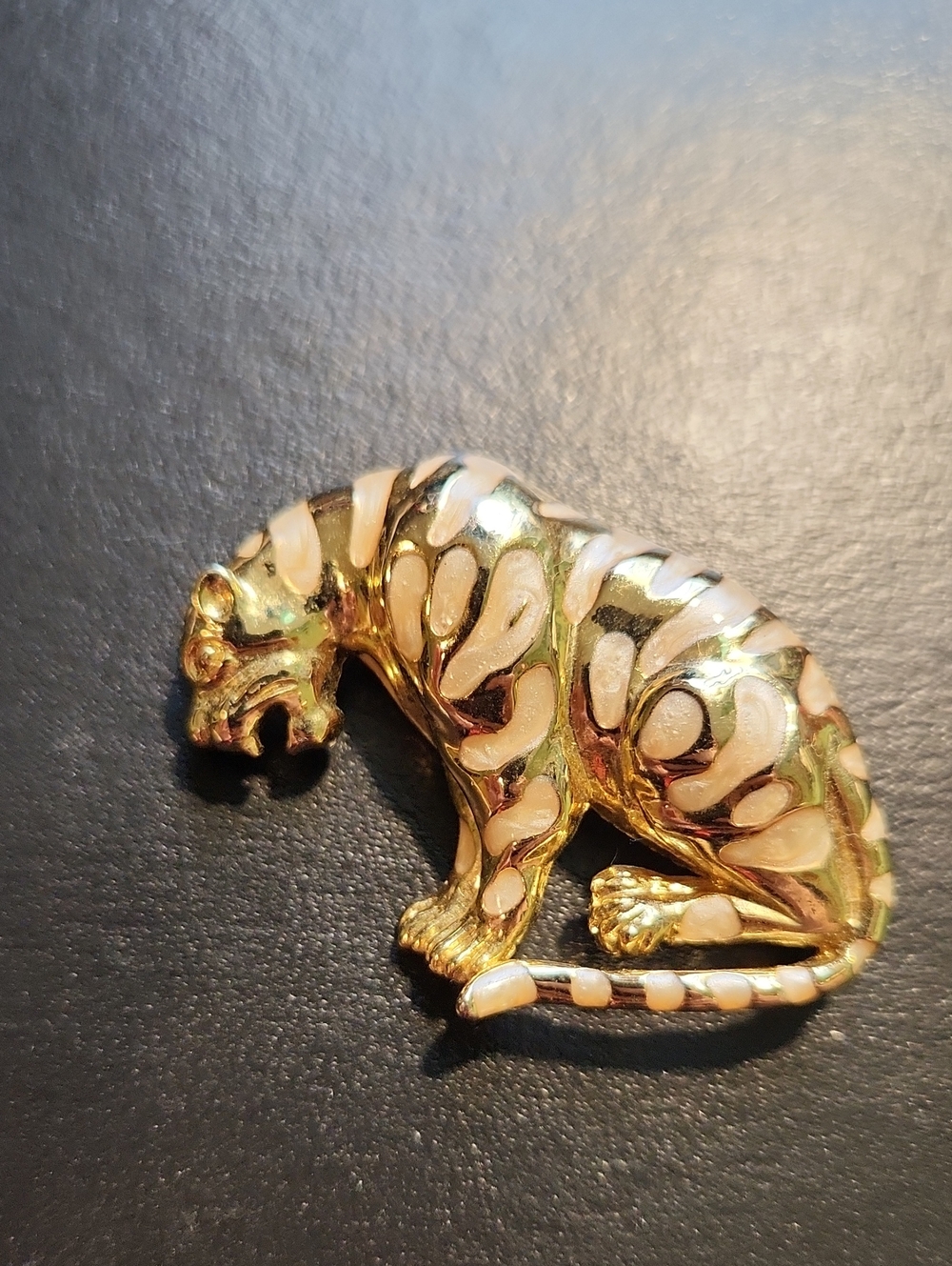 Gold and Cream Tiger Brooch